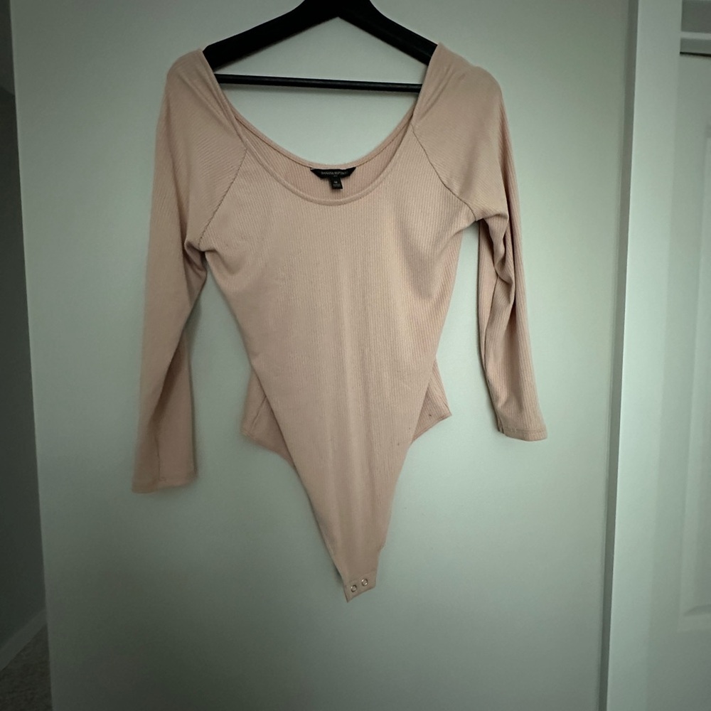 Banana Republic Soft Beige Scoop Neck Bodysuit